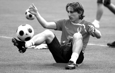 国安 VS 申花：新大牌铁卫护航，林良铭+中场新星领衔，法比奥征战