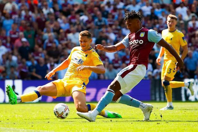 塔利亚菲科角球传中 舒尔茨劲射破门