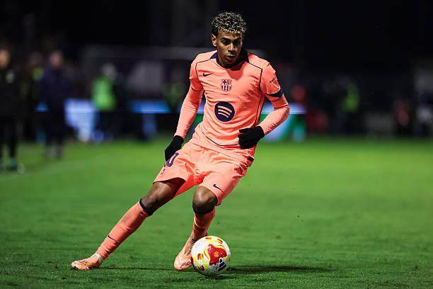 棒球与短视频潮流：如何利用十秒的击球瞬间吸引年轻一代球迷