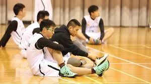 锦标赛中的钱圈（ITM）心态：求稳还是冲冠（锦标赛钱圈心态：稳拿奖金还是全力争冠）