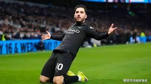 炸金花高手为何保守（顶级炸金花玩家为何更谨慎）